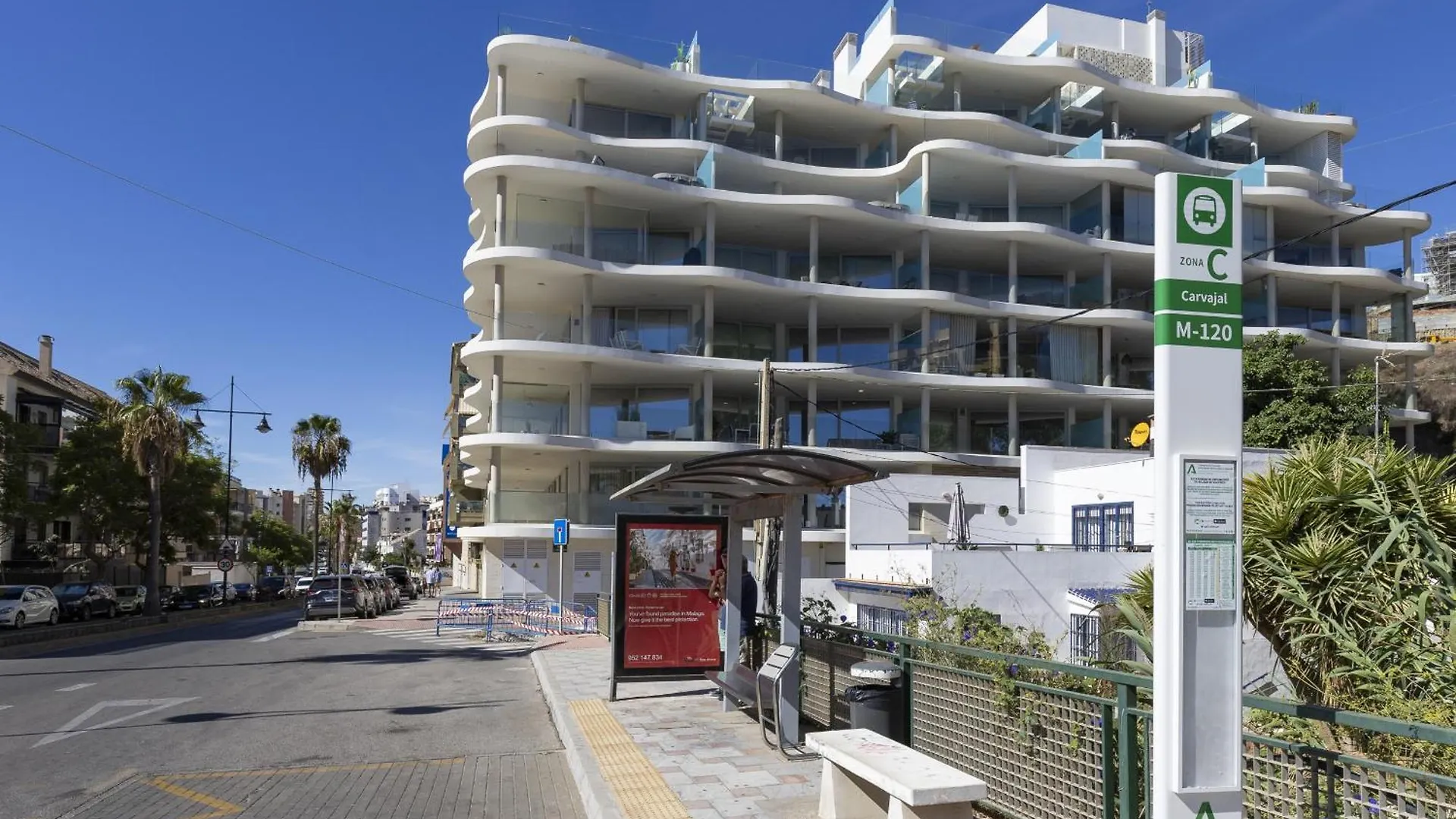 Stunning Seaside Apartment In Carvajal Beach Fuengirola
