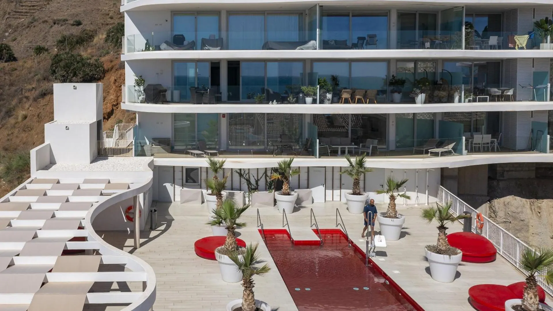 Stunning Seaside Apartment In Carvajal Beach Fuengirola